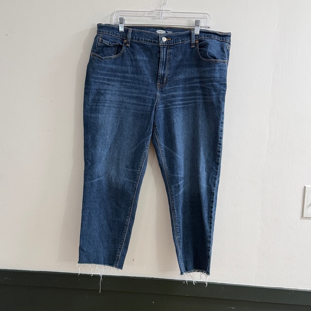 Old Navy Dark Blue Cropped Jeans